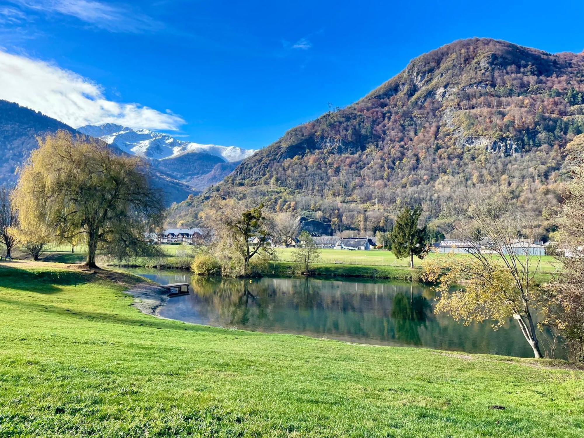 Duplex Du Pailhet, T3 Neuf, Vue Montagne, Parking, Navette Et 2 Velos A Disposition Gratuitement Bagneres-de-Luchon Exterior photo